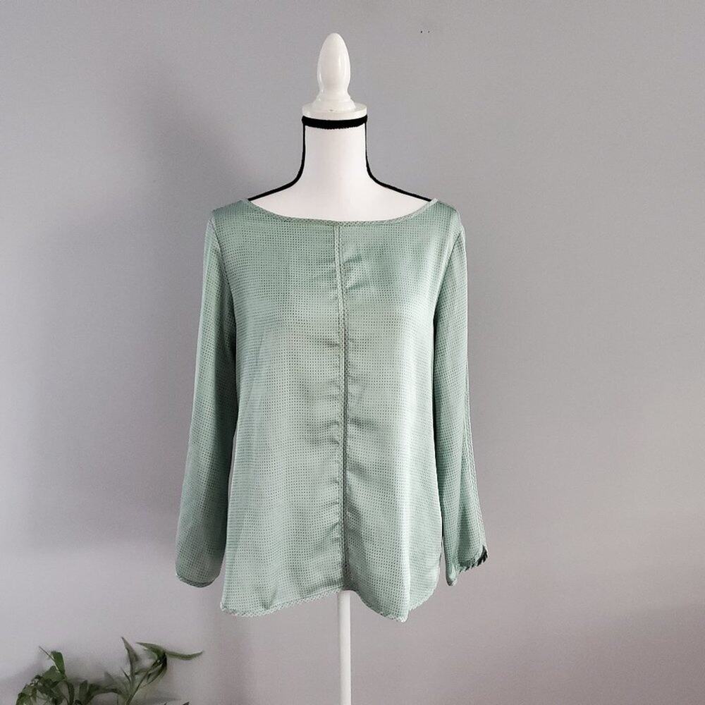Banana Republic  Green Pullover Relaxed Fit Polka Dot Top S